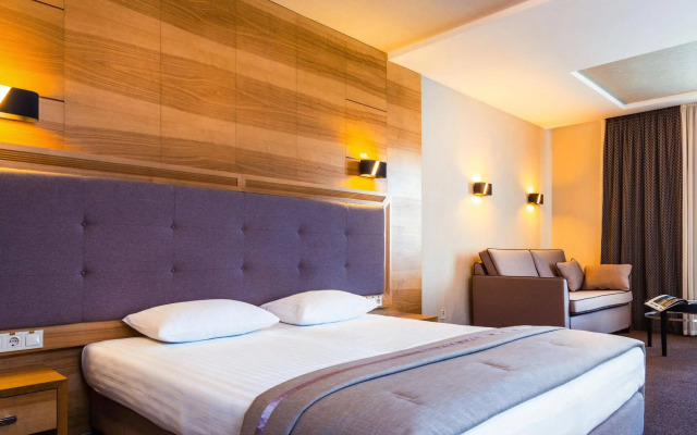 Zagrava Hotel