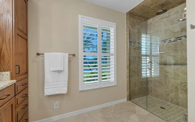 135 Tropicana Drive
