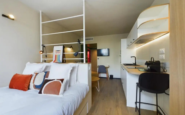 Mercure Gentilly .