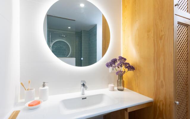 Home2Book Stylish Apartment Alcalá Beach