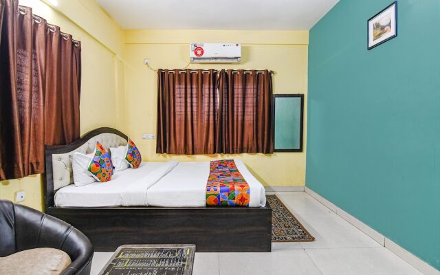 Fabhotel Eco Inn