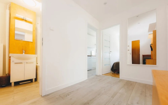 Shortstaypoland Aleja Solidarnosci B61