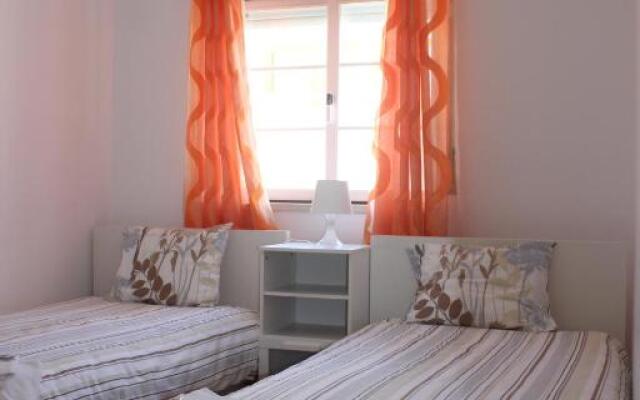 Baleal Holiday House