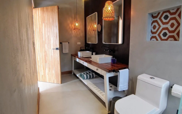 Ocean View Villa - Casana