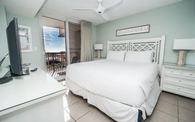 Pelican Beach Resort by Panhandle Getaways