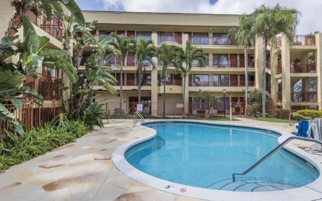 Boca Suites Deerfield Beach