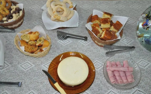 Hotel Parada Real