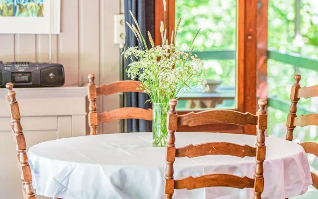Cozy Chalet in Trois Ponts with Forest Nearby