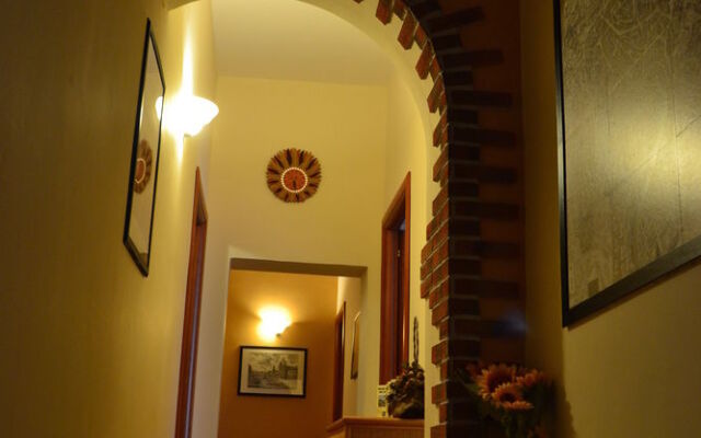 Tomas Bed  Breakfast