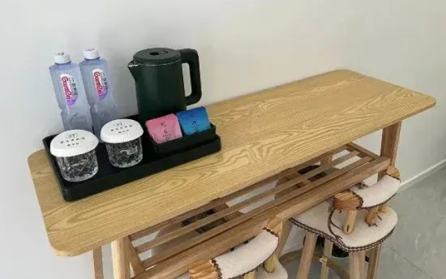 Shanghai Rongshe Qinyueli Homestay