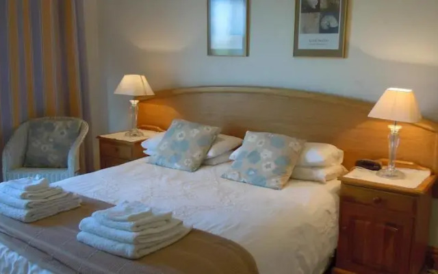 False Bay Lodge