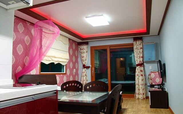Boryeong Yongdu Beachbill Pension