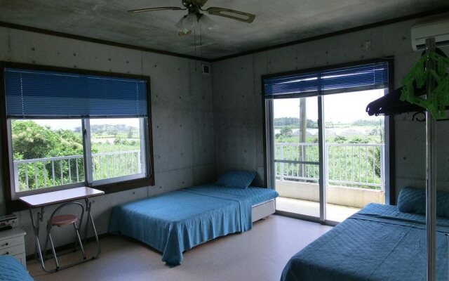 Miyakojima Pension light-mother