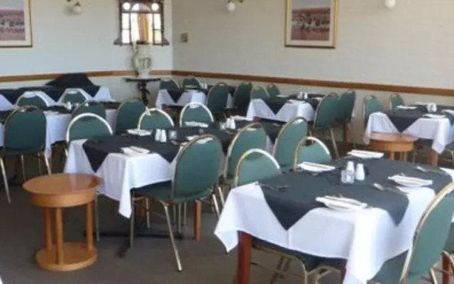 Countryman Motor Inn
