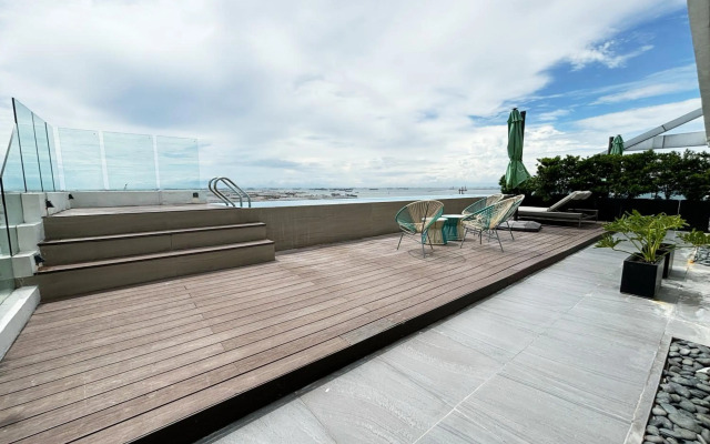 Lime Resort Manila