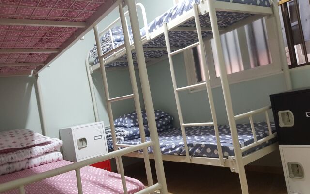 Mr. Kim's Friends Guest House