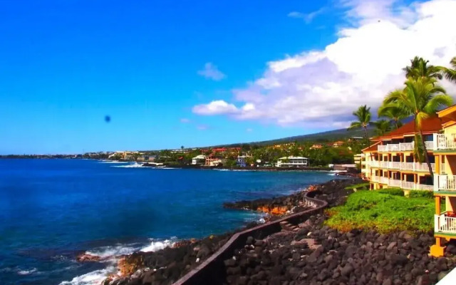 Sea Village #4210 Ocean Front Lanai!
