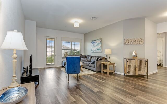 Casa Luna Deluxe 3 Bedroom Condo by Redawning