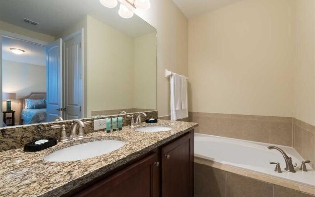 Reunion Holiday Escape