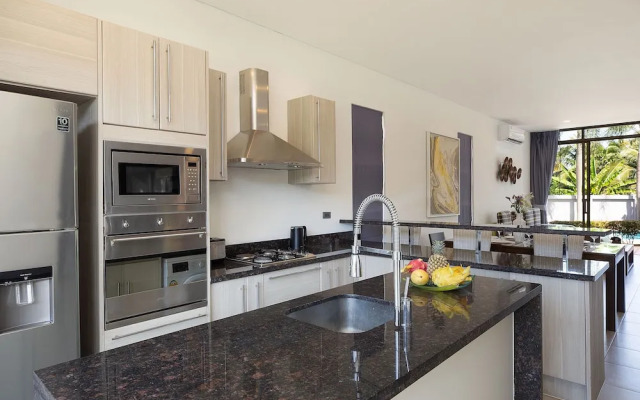 Stylish 3BR Pool Access Villa Argent 9