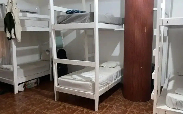 Beach Dorms San Juan