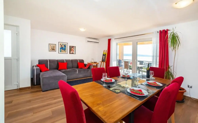 Amazing Home in Novigrad With 5 Bedrooms, Wifi and Outdoor Swimming Pool