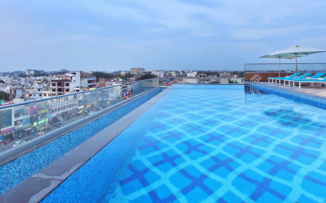 Country Inn Premier Amritsar