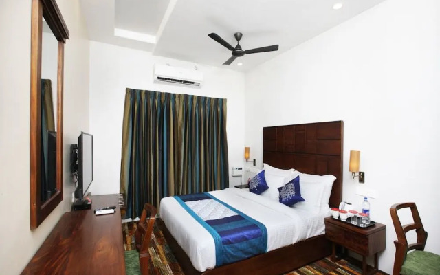 Hotel Ashvattha By OYO Rooms