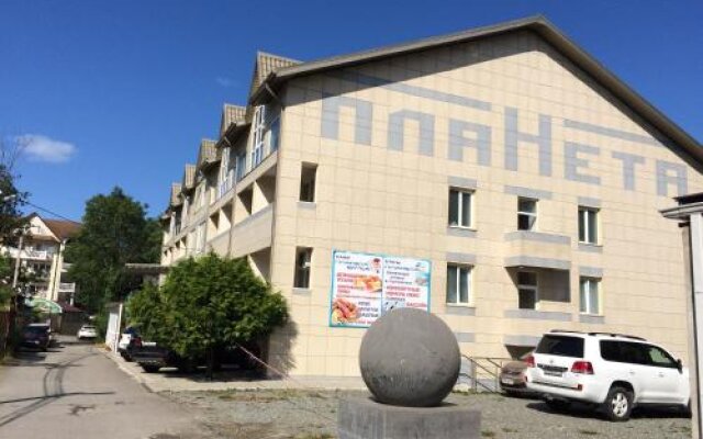 Гостиница «Планета» — фото