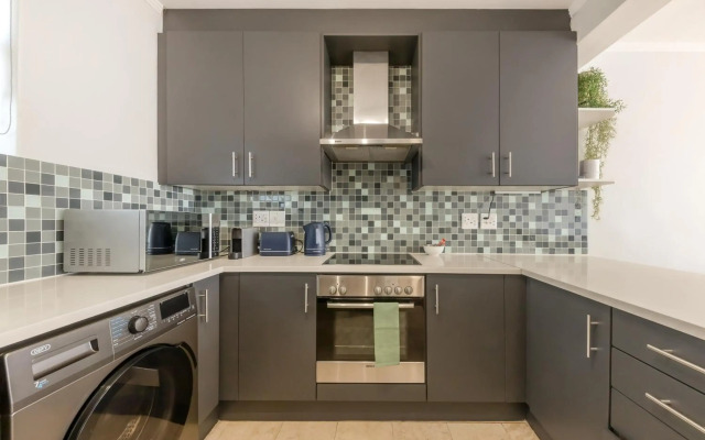 Devonshire Apartment