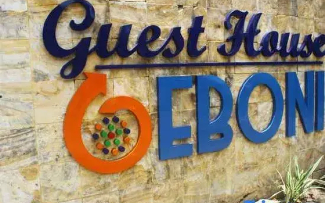 Guest House Eboni Madiun