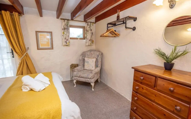 The Stable - One Bedroom Apartment - St Florence