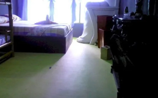 Friendship Budget Hostel