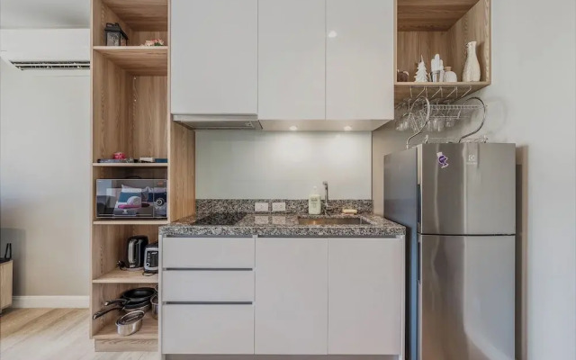 Relaxing 1Br Pool Access Gym C216