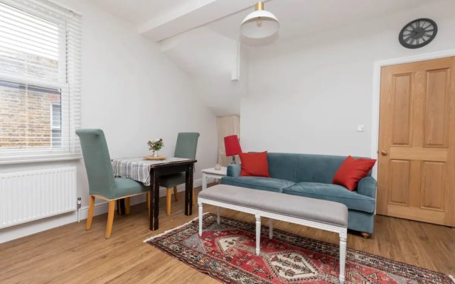 Homely 1 Bedroom Apartment in Fulham!