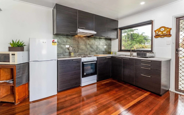 Escape to Bribie, Enjoy This dog Friendly Family Getaway!