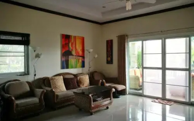 Cha Am Green Beach 189/3