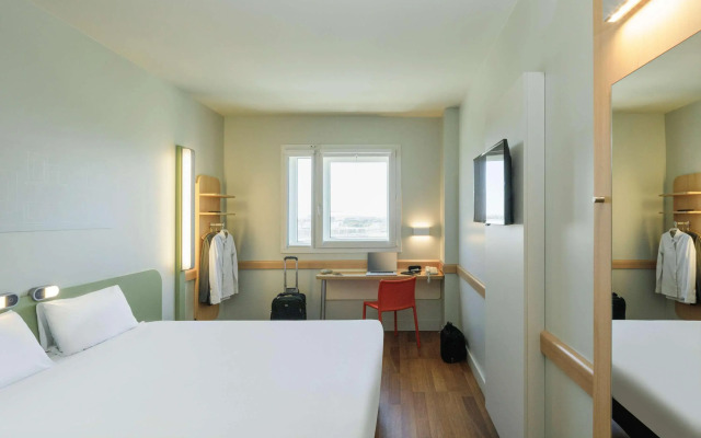 ibis budget Malaga Aeropuerto Avenida Velazquez