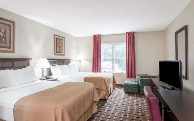 Ramada Groton