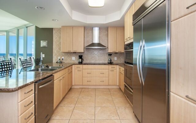 Crc0510 4 Bedroom Condo