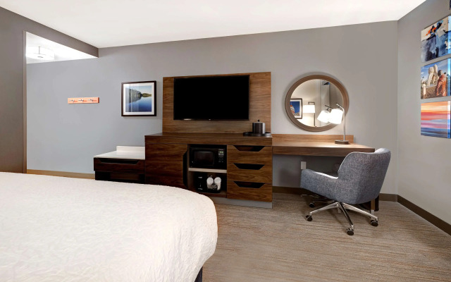 Hampton Inn Crown Point