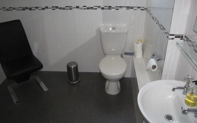 Ashmira Guest House