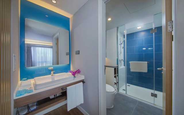 Holiday Inn Express Shanghai Jinshan by IHG