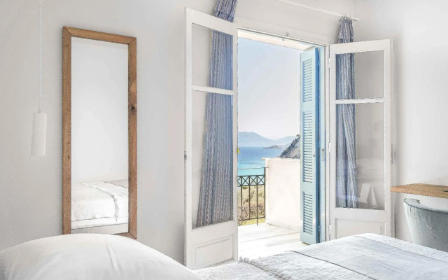 Armonia Bay Hotel