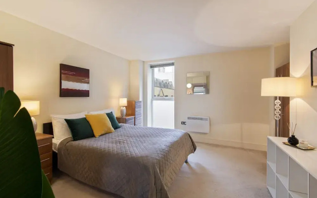 One Bed Apartment in Waterloo near Southwark
