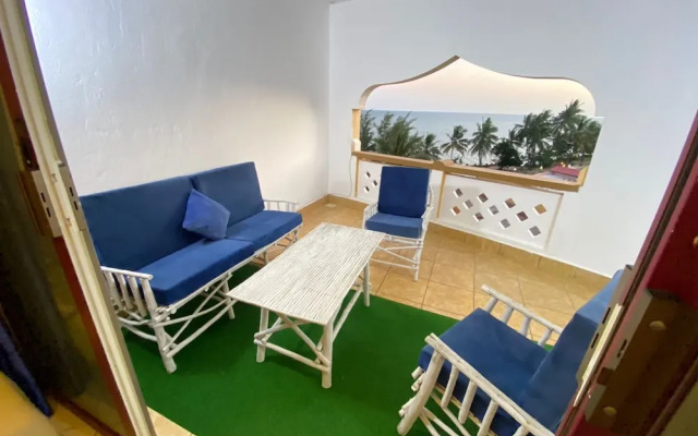 Lily Beachfront Apartments