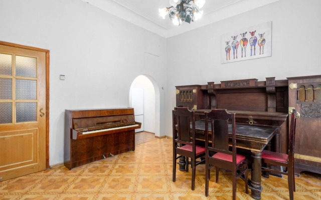 Point U Piter (Поинт Ю Питер) на улице Кирочная