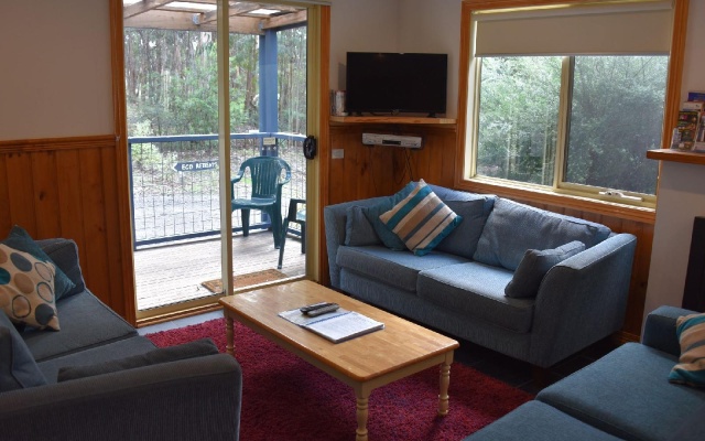 Lorne Bush House Cottages & Eco Retreats – Guest Rooms – Lorne