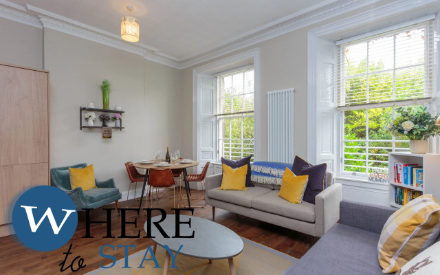Stylish 2bed Apartment Underneath Edinburgh Castle