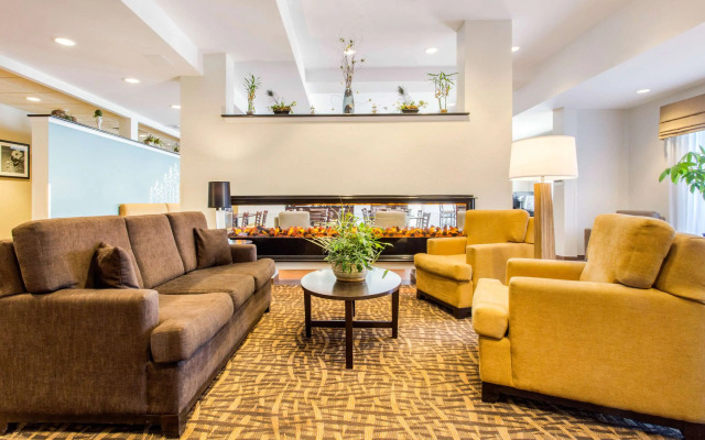 Sleep Inn & Suites Middletown - Goshen